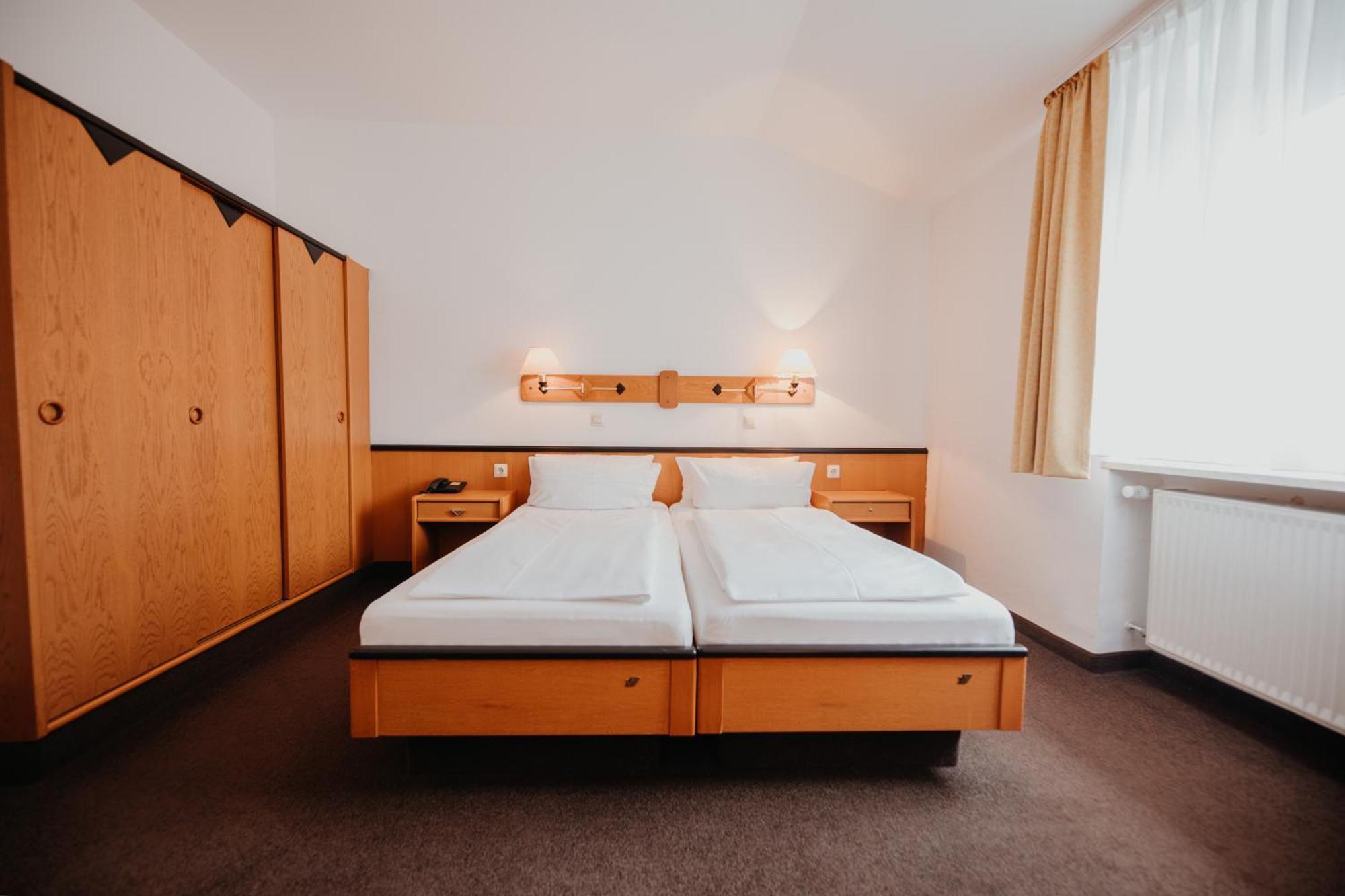 Sonnenhotel Hoher Hahn Шварценберг Экстерьер фото